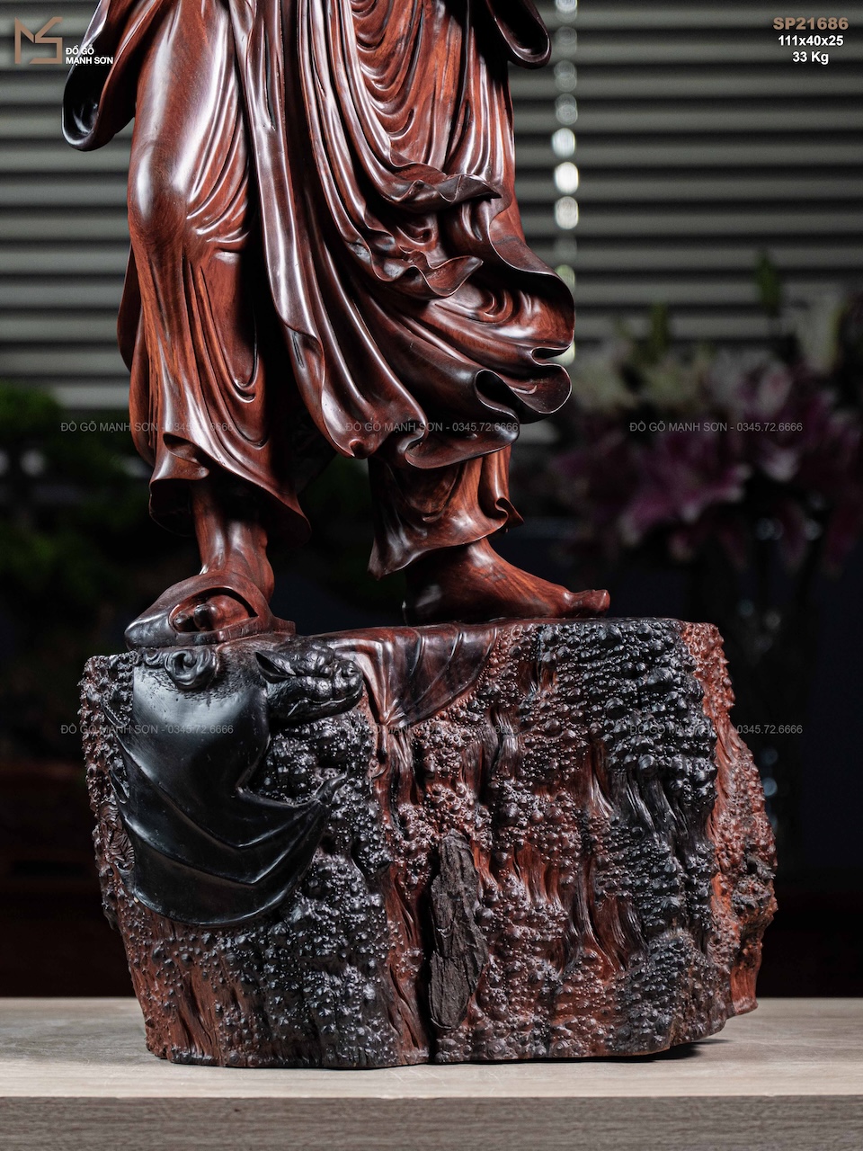 TƯỢNG TẾ CÔNG HOÀ THƯỢNG - GỖ TRẮC