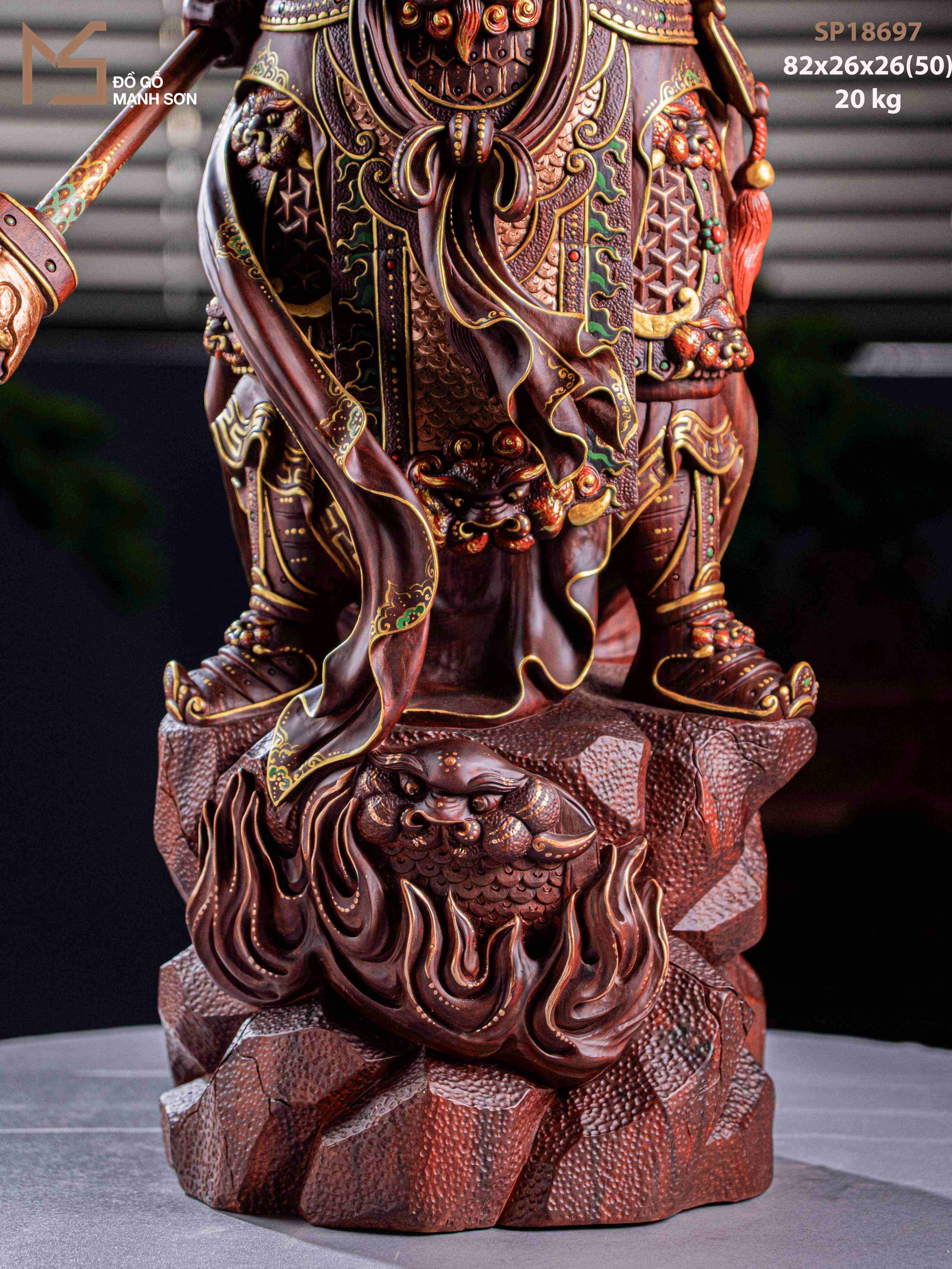 nổi bật
