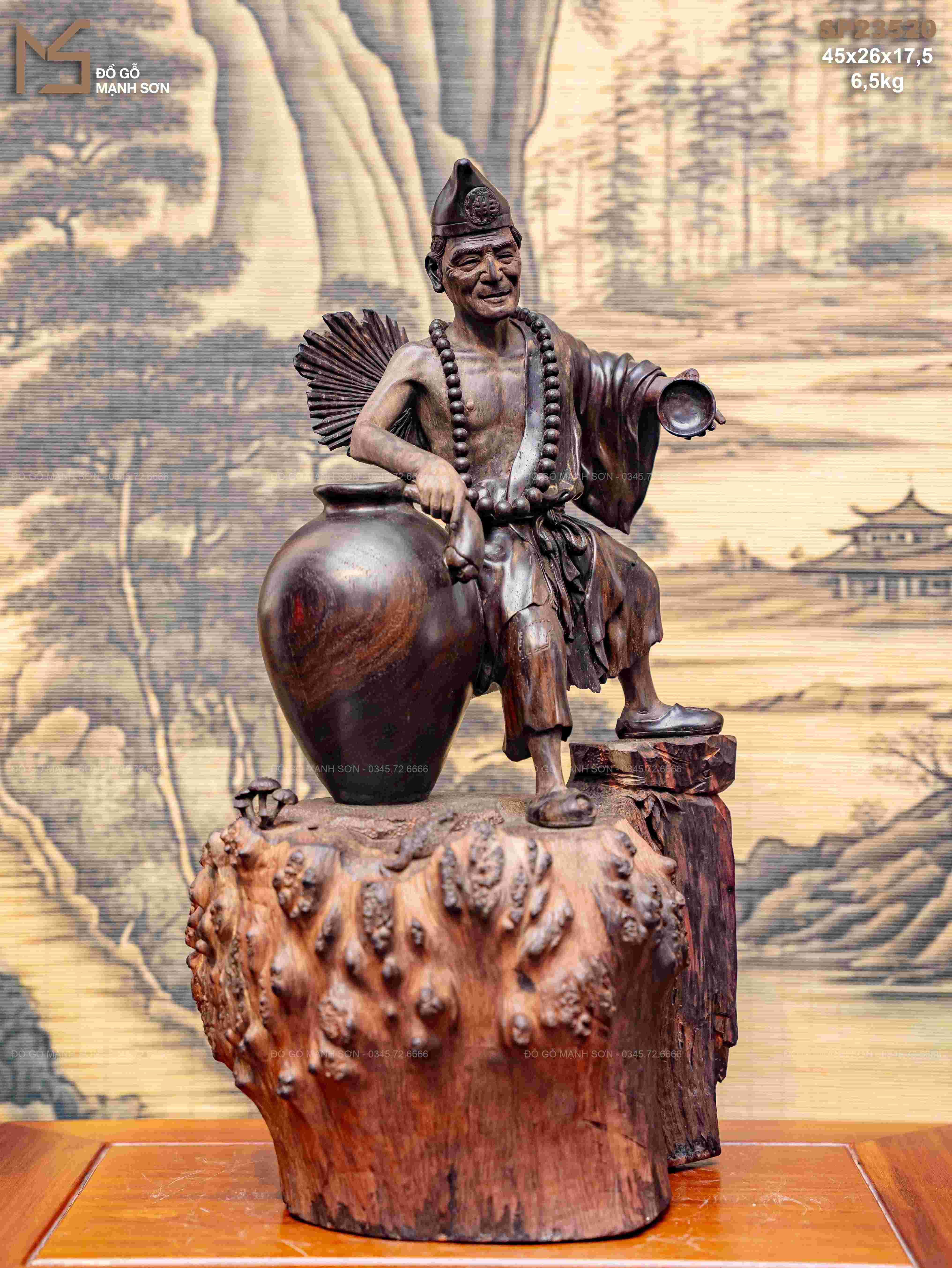 TƯỢNG TẾ CÔNG NU TRẮC