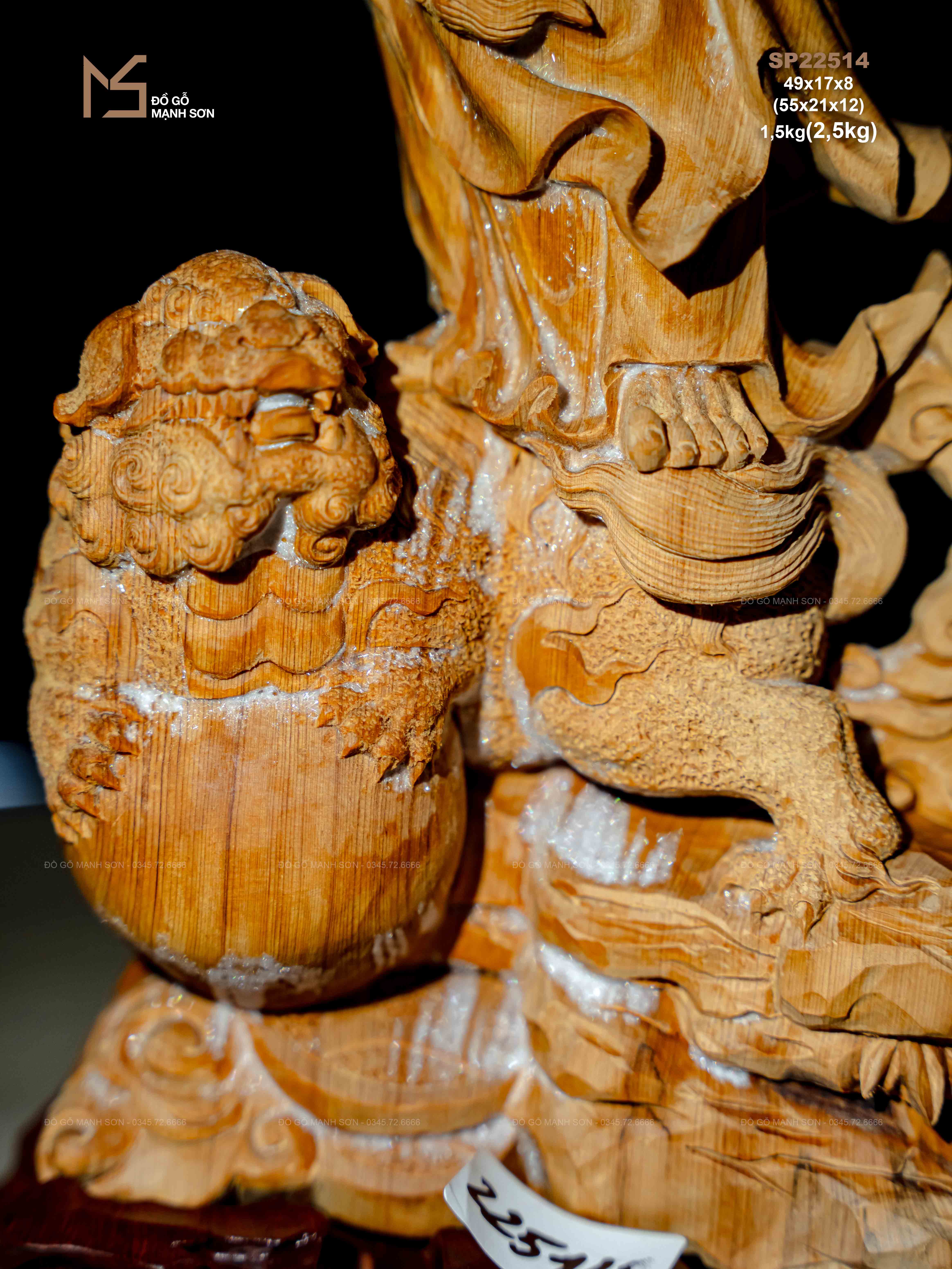 TƯỢNG ĐẠT MA SƯ TỔ - GỖ HOÀNG ĐÀN