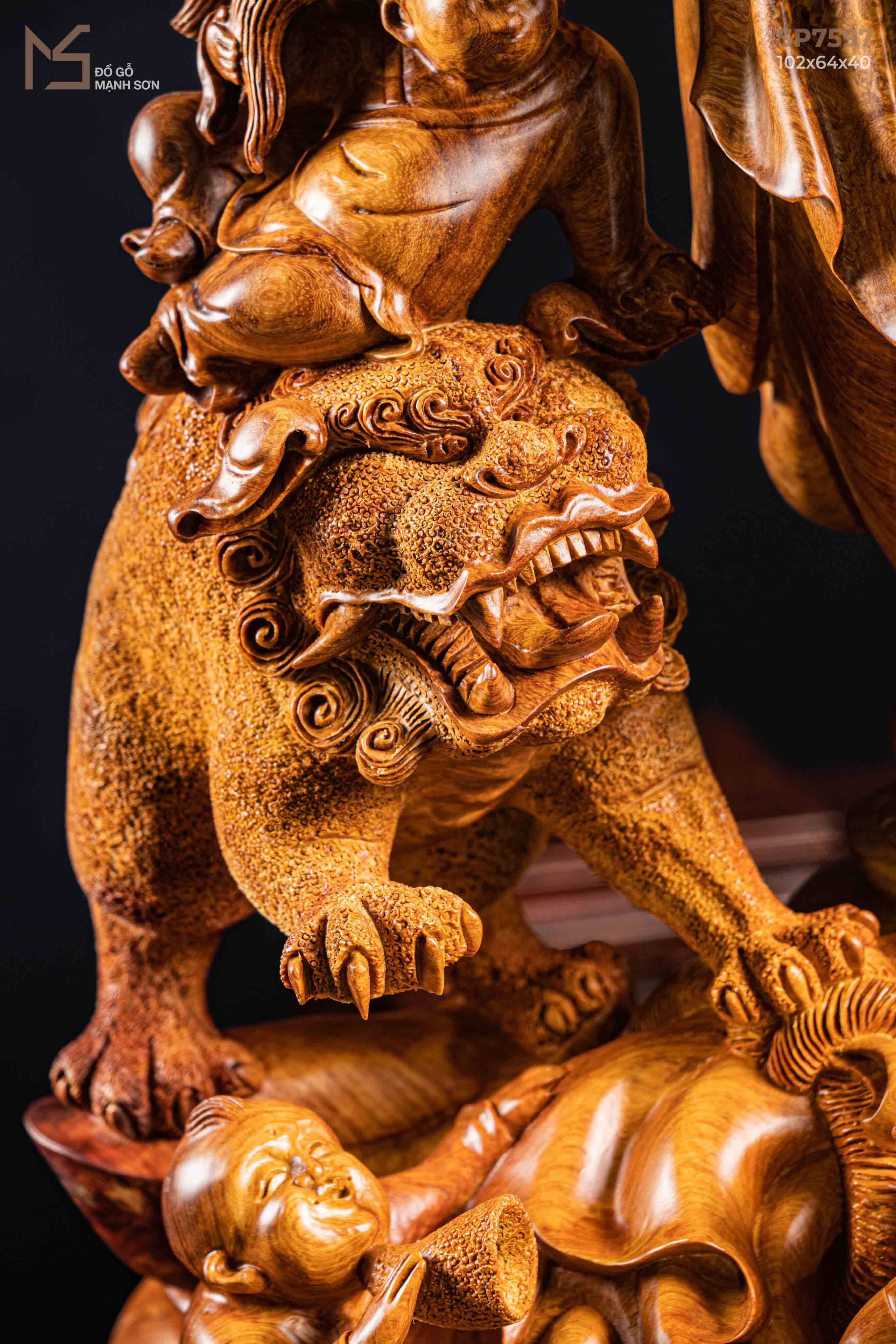 nổi bật