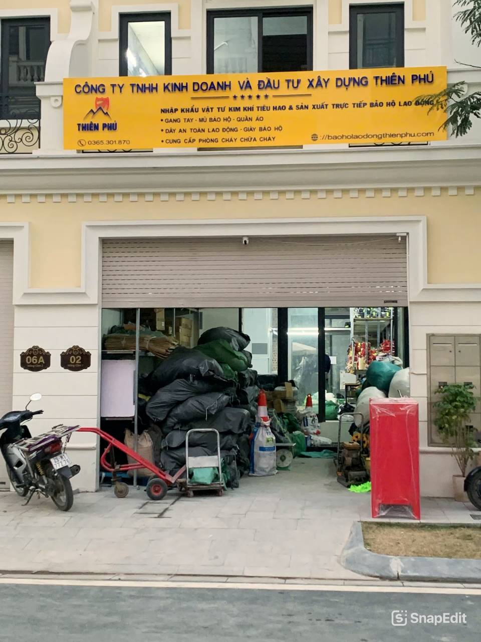 mot-ngay-cuoi-tuan-tai-cong-ty-thien-phu-nhon-nhip-tu-kho-hang-den-don-giao