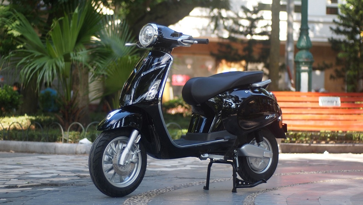 TẠI SAO XE MÁY ĐIỆN VESPA ĐƯỢC MỆNH DANH LÀ " NỮ HOÀNG " XE ĐIỆN ?