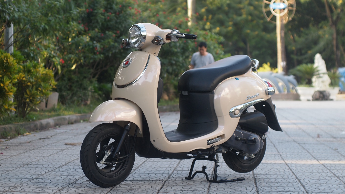Xe tay ga Honda siêu tiết kiệm xăng 125 lít100km về Việt Nam gây sốc  với giá bán