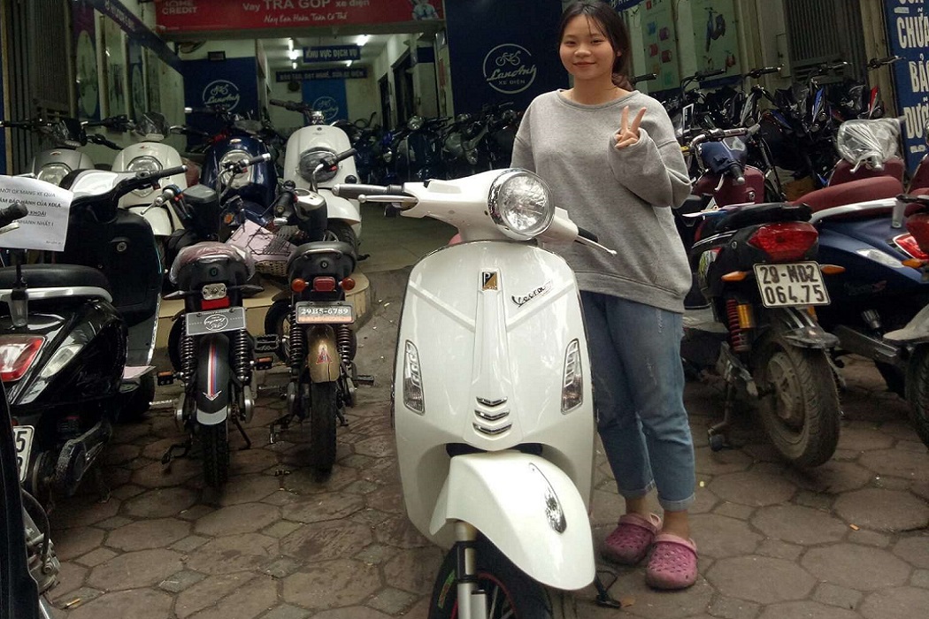 NHỮNG TÍNH NĂNG THÔNG MINH TỪ CHÙM CHÌA KHÓA XE MÁY ĐIỆN VESPA VECRA S