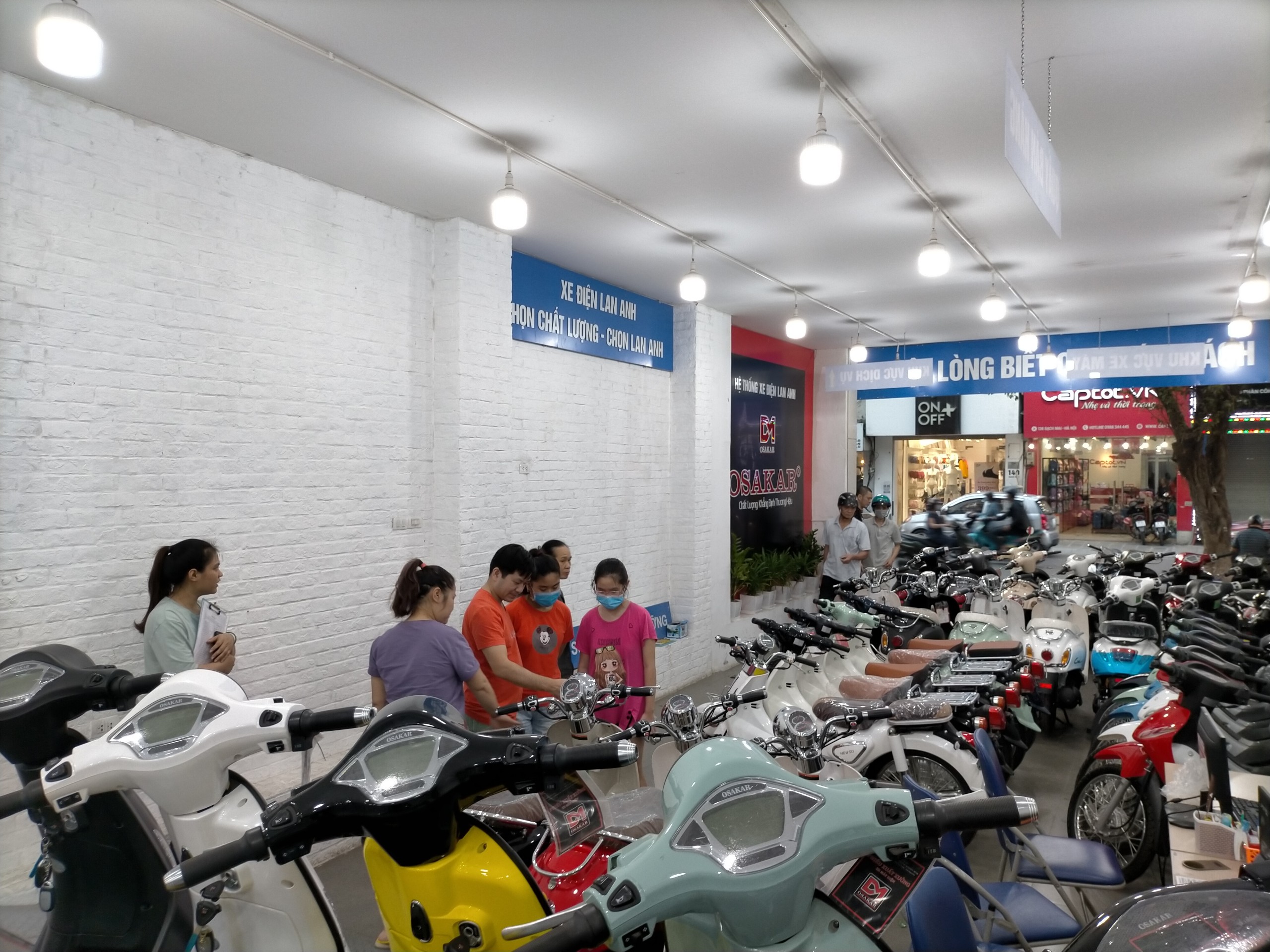 MUA XE ĐẠP ĐIỆN TRẢ GÓP LÃI SUẤT 0% BẰNG THẺ TÍN DỤNG TẠI XE ĐIỆN LAN ANH