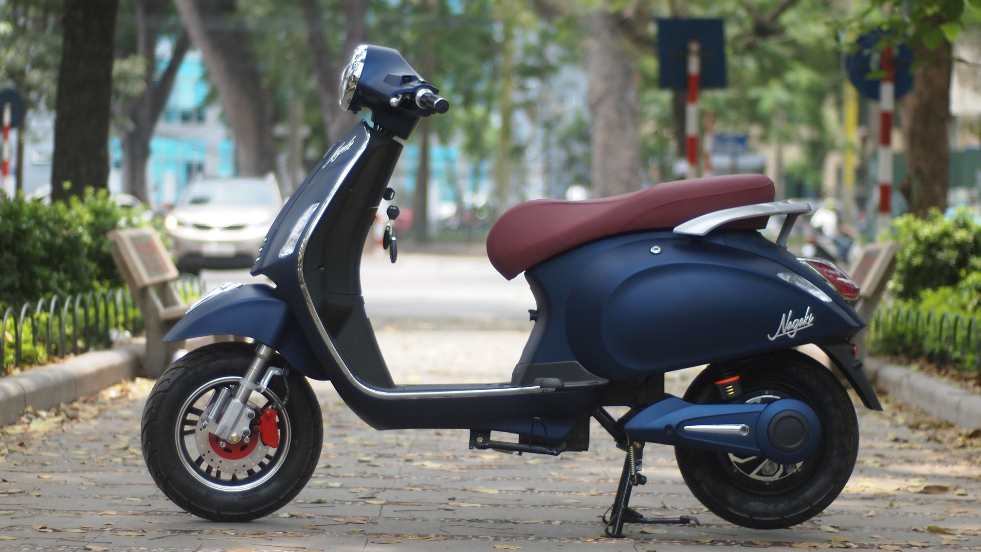THAY ẮC QUY XE MÁY ĐIỆN VESPA NAGAKI