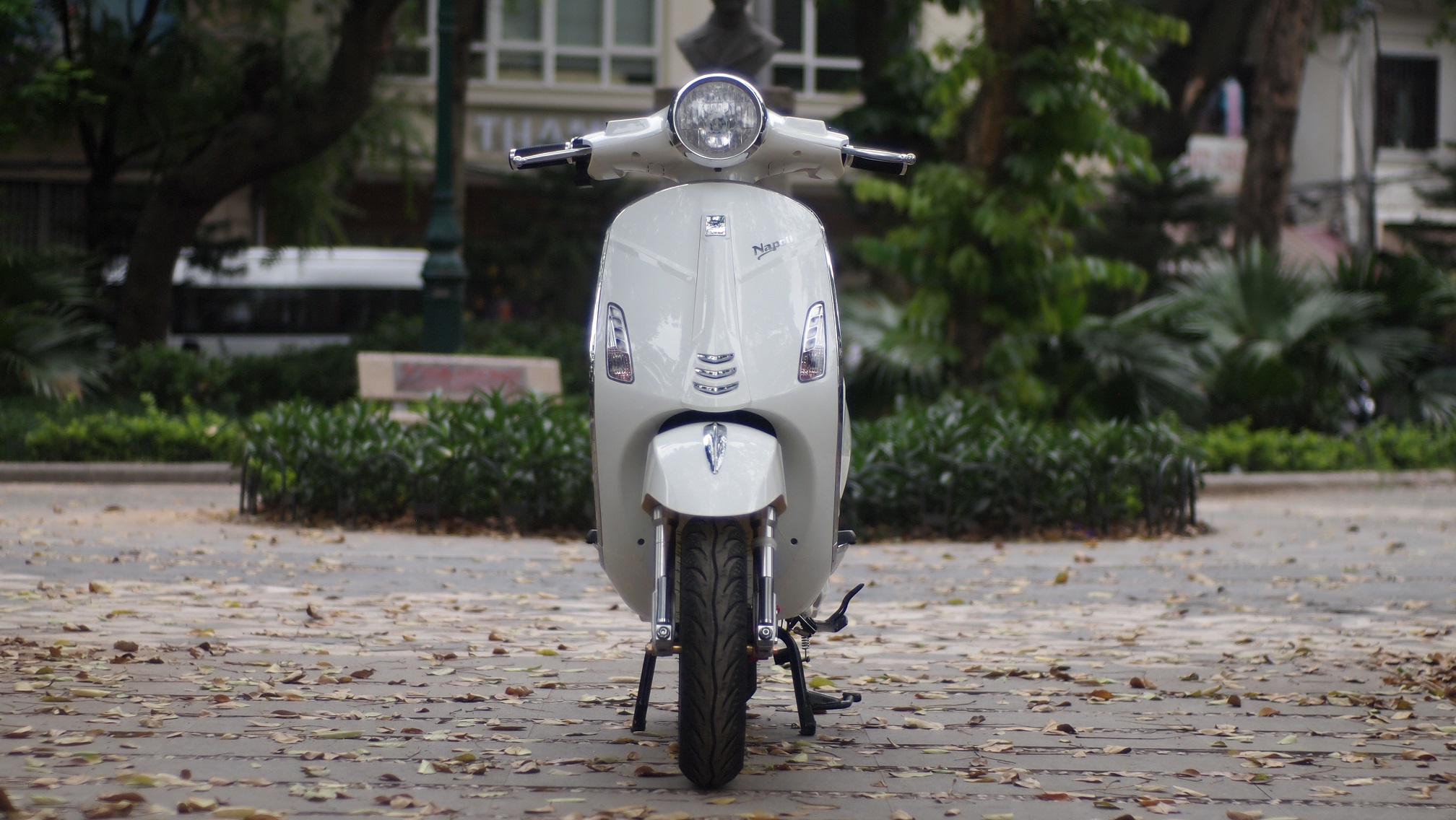 Xe điện Vespa Napoli: Mẫu xe điện được mong chờ nhất trong năm