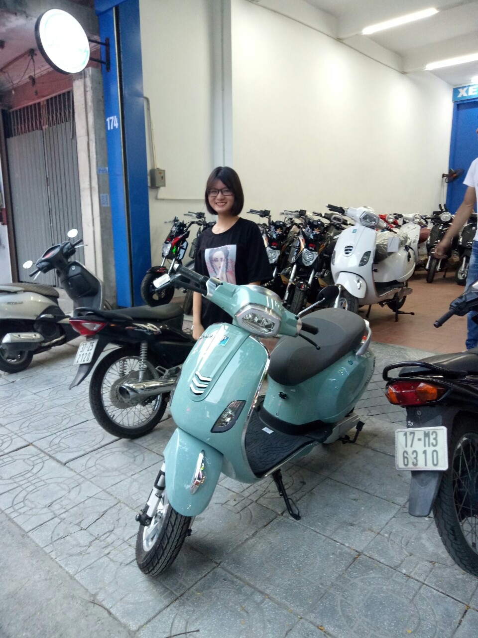 Xe điện Vespa