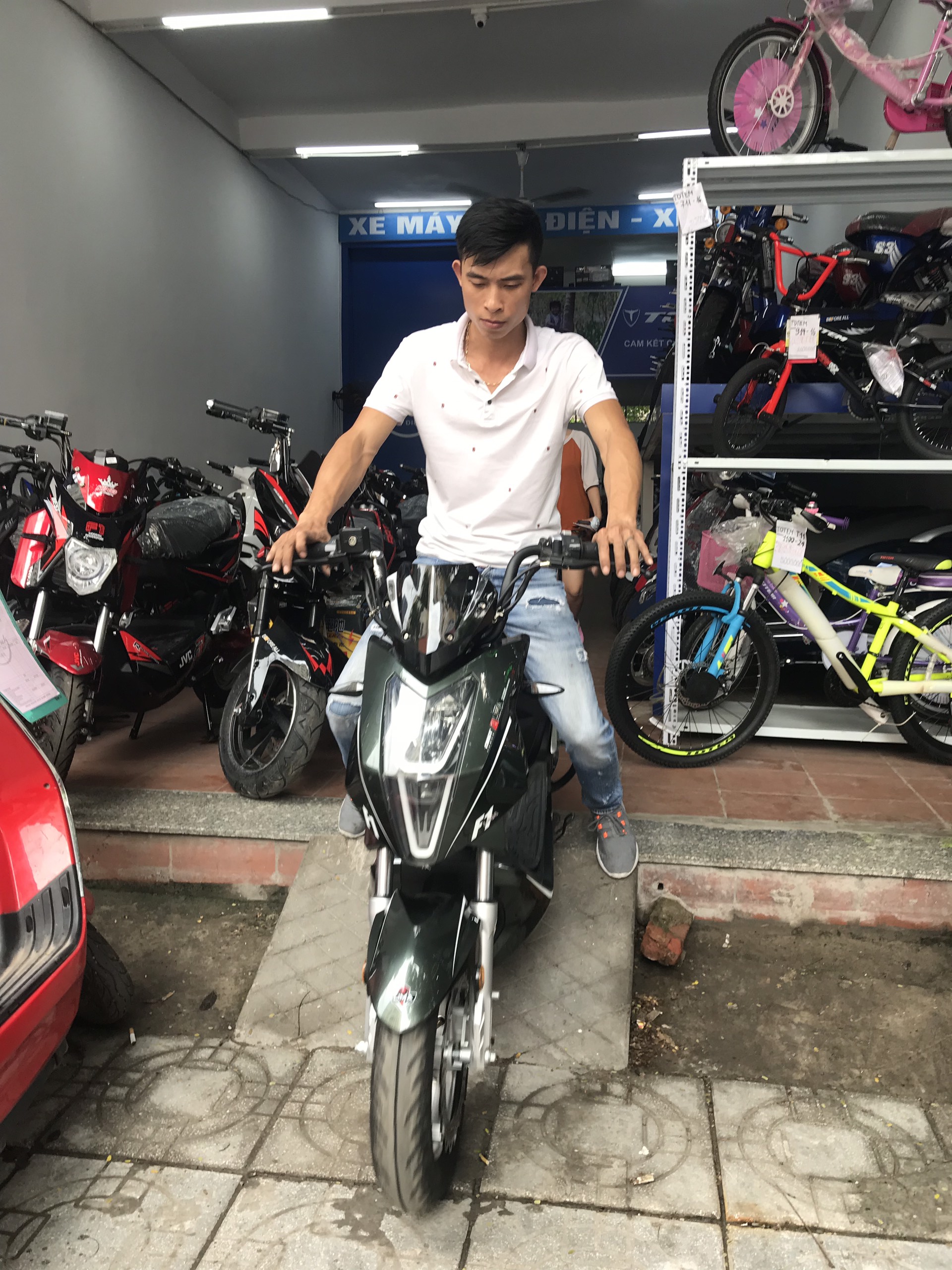 Xe  máy điện Jeek Lima F1