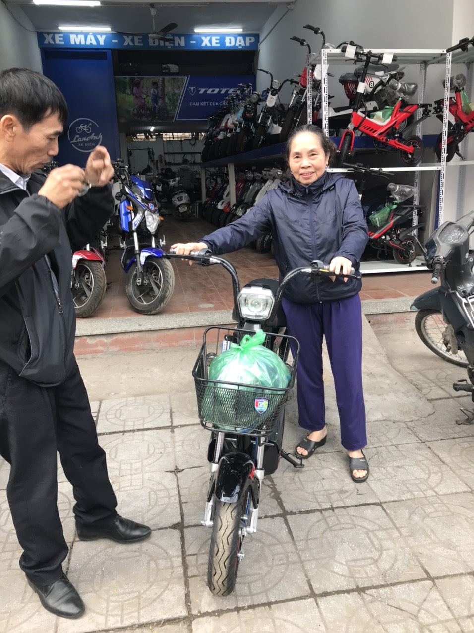 Xe đạp điện m133