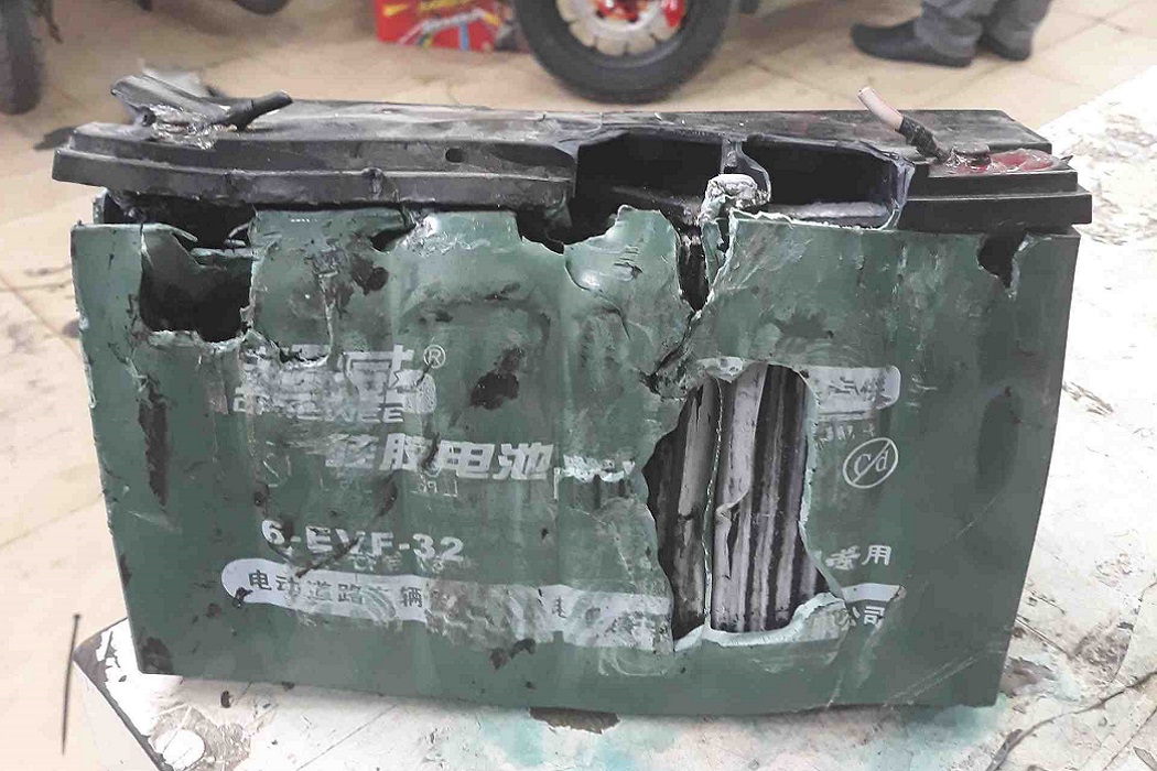 ắc quy hỏng
