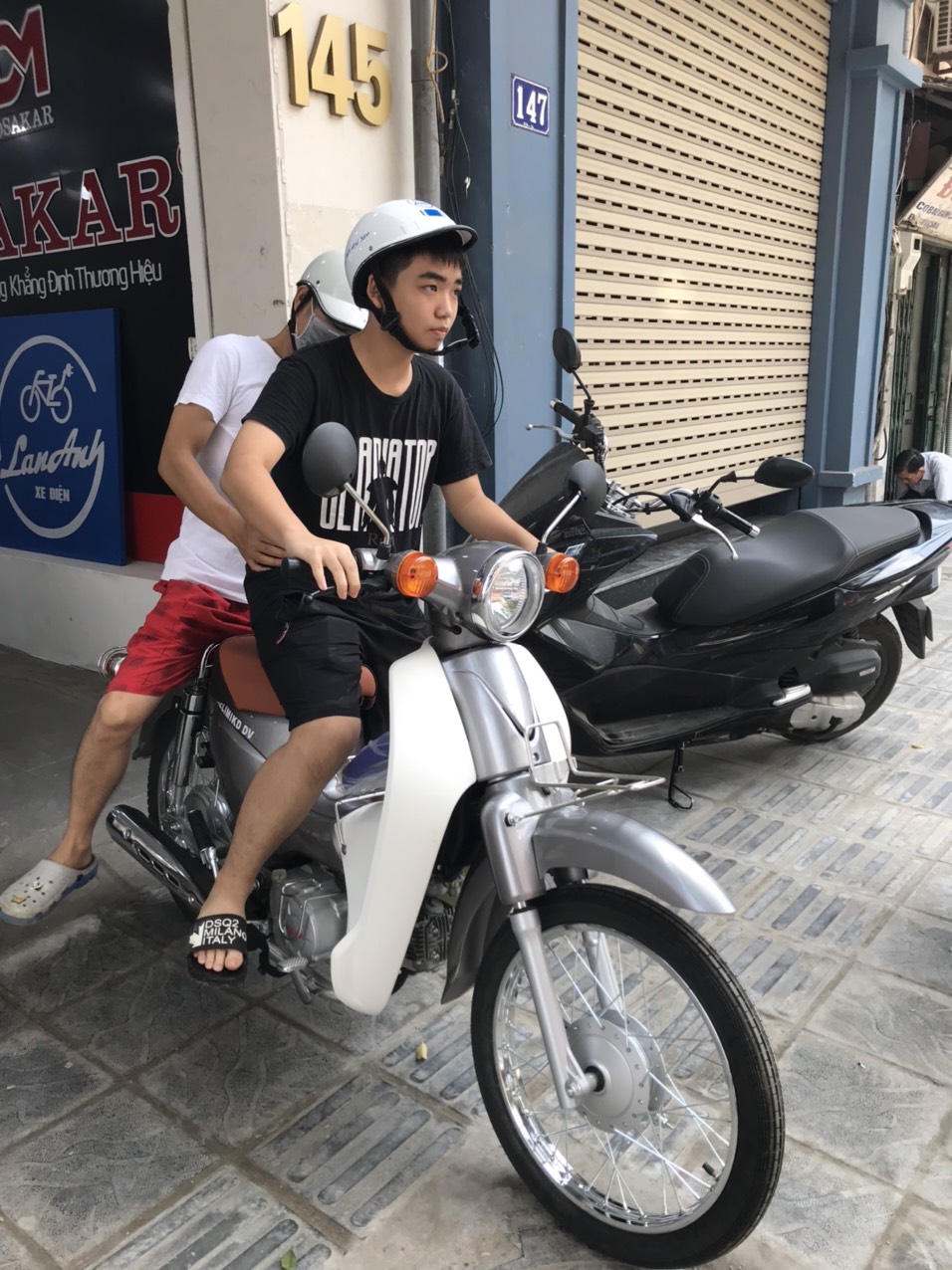 xe Cub 50cc màu ghi