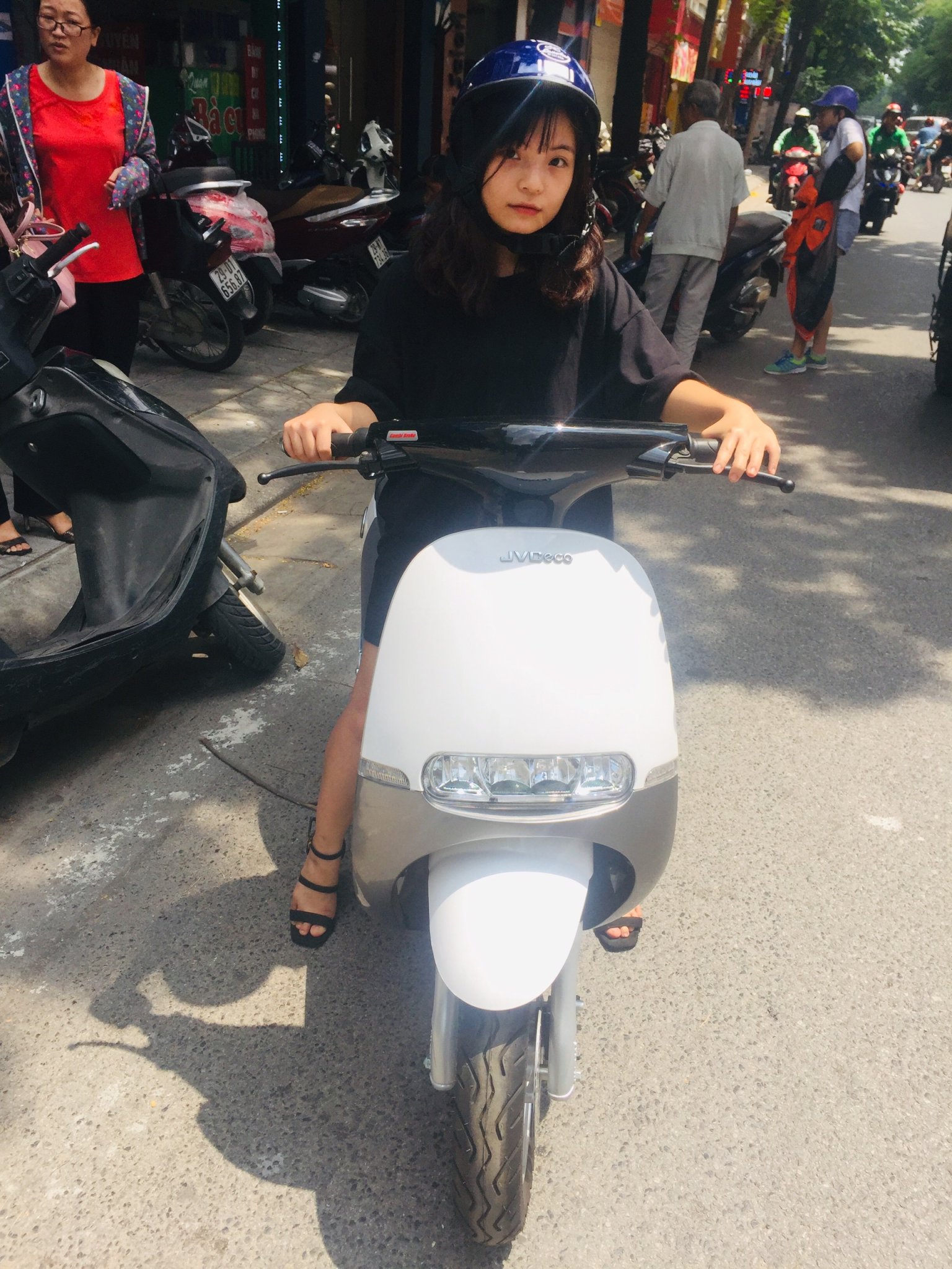 Xe máy điện gogoro Osakar