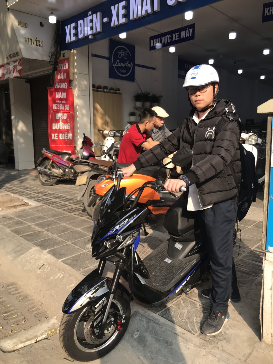 Xe máy điện Jeek Batman