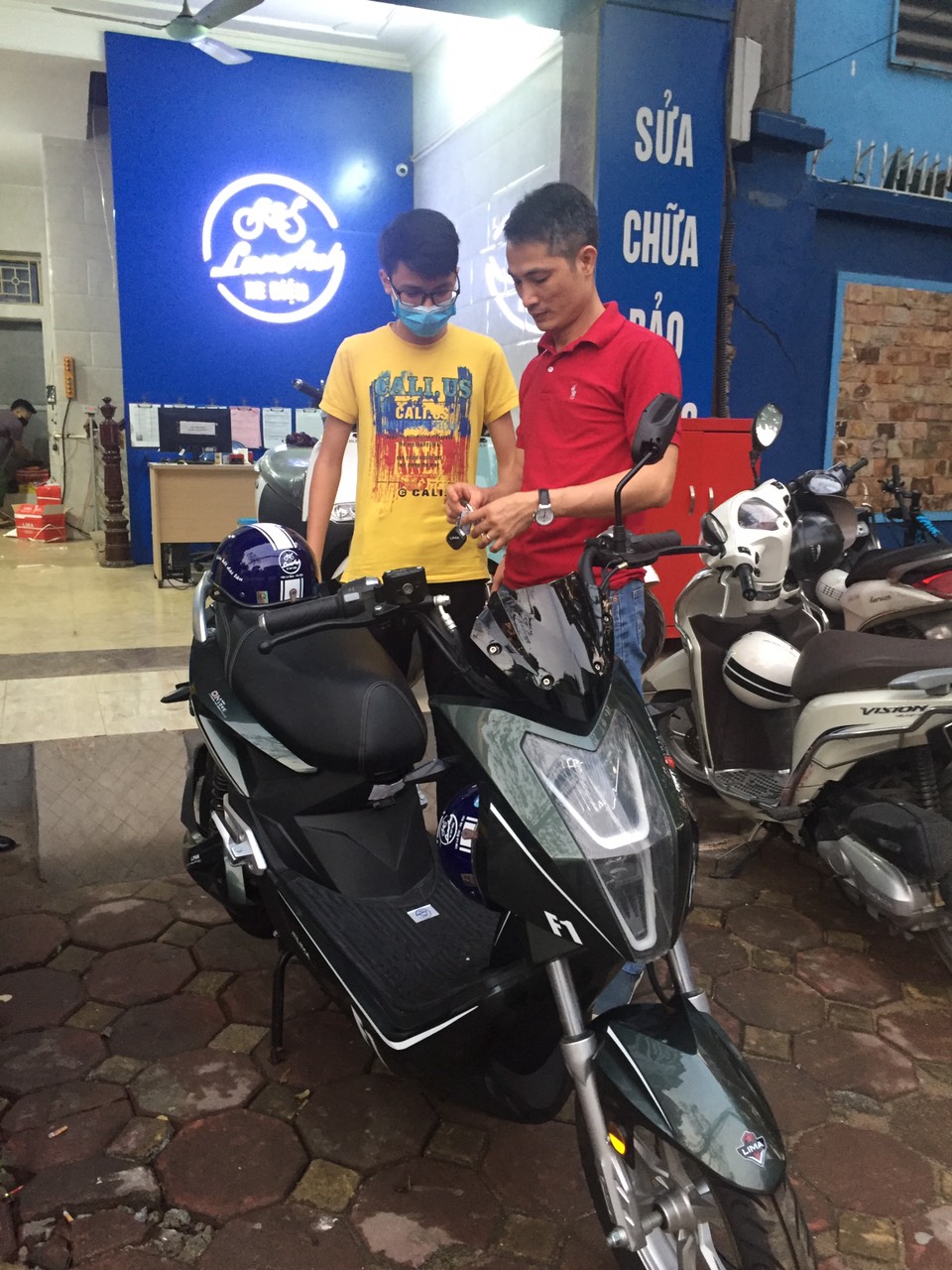 Xe máy điện Jeek Lima F1