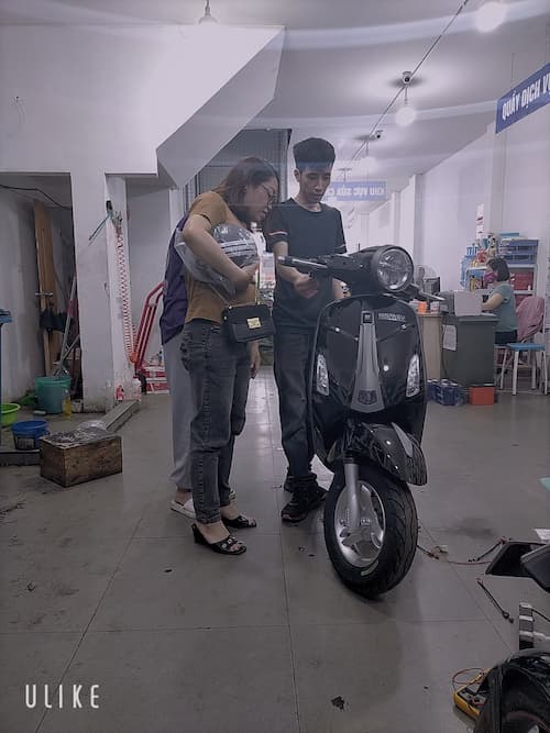 Xe điện Lan Anh