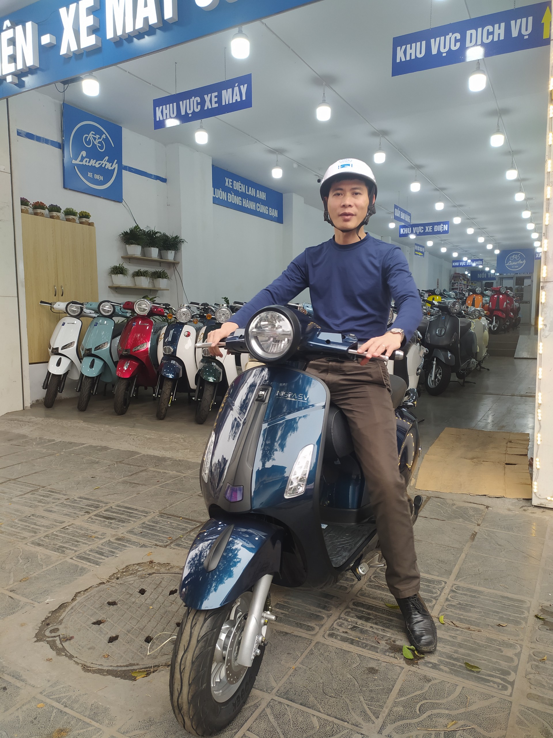 xe máy điện vespa osakar sv màu xanh cửu long