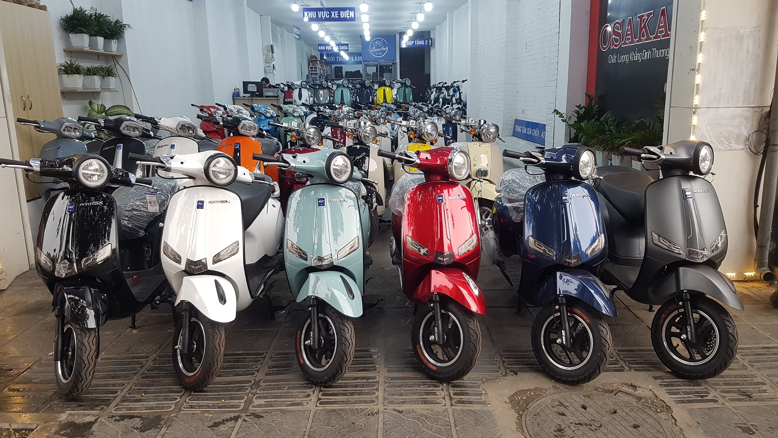 Xe máy Vespa 50cc Dk Roma Sx