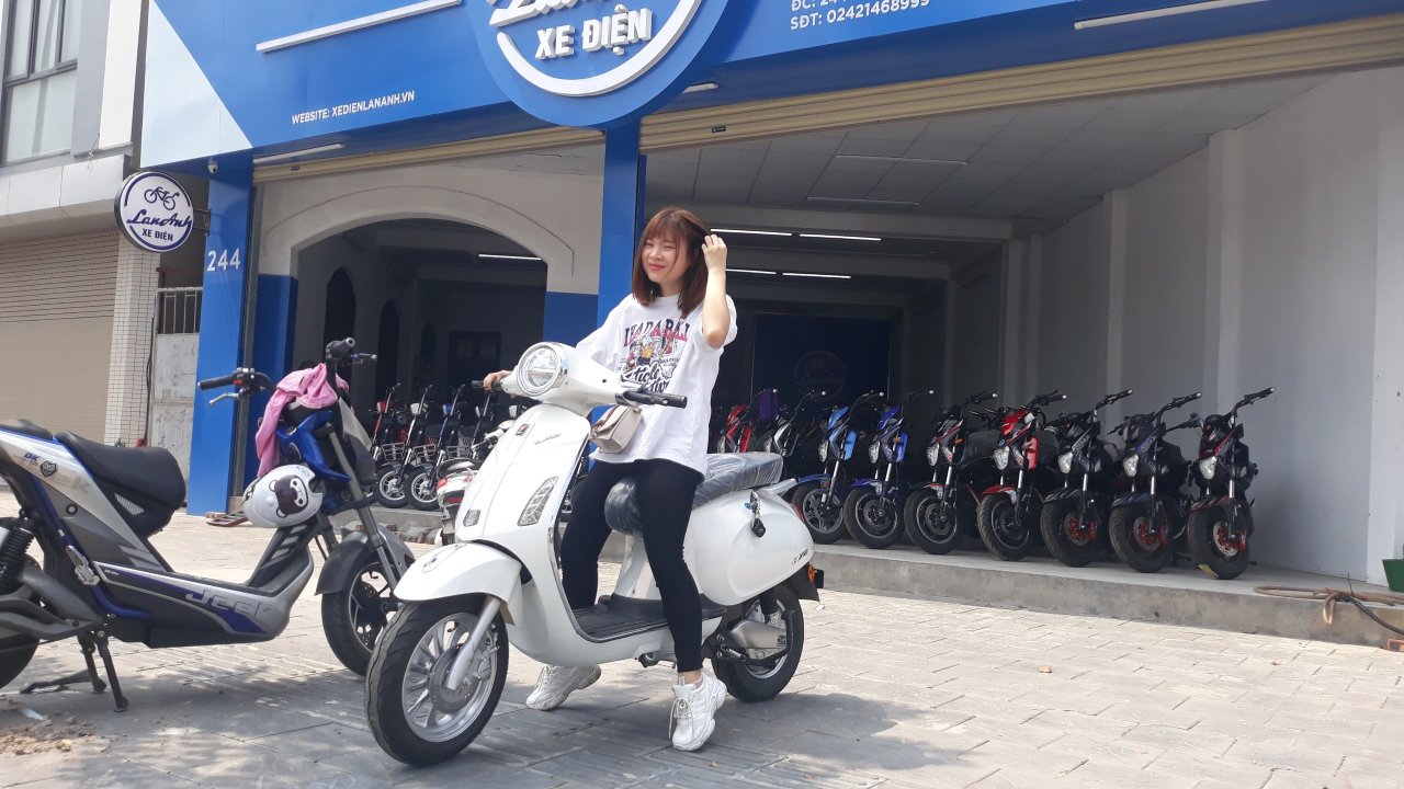 Vespa Lima trắng