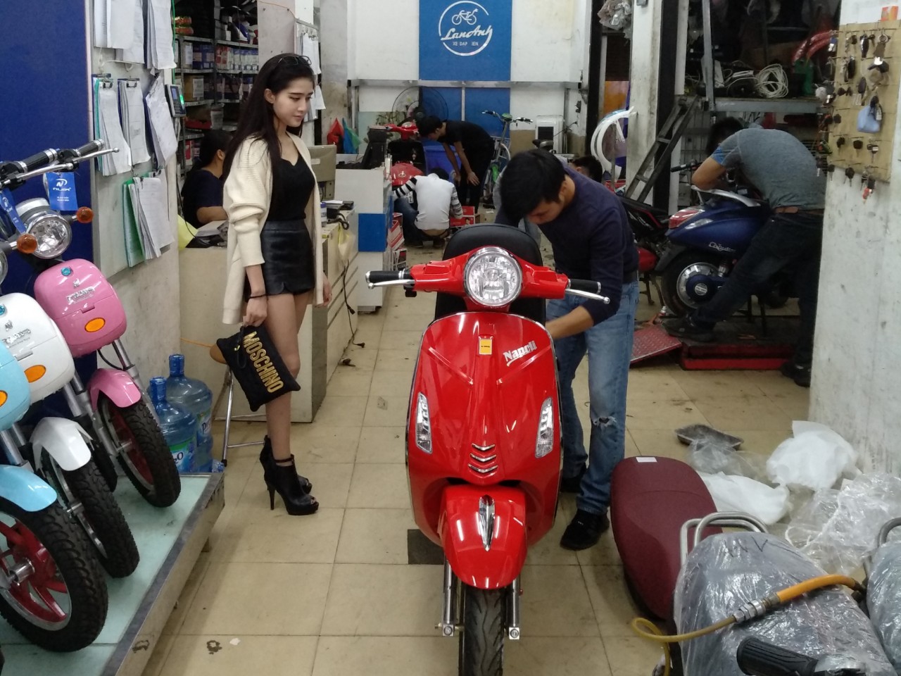 Xe điện Vespa Napoli