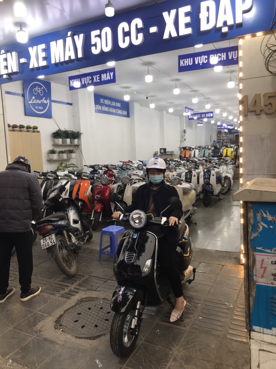 xe máy điện Vespa