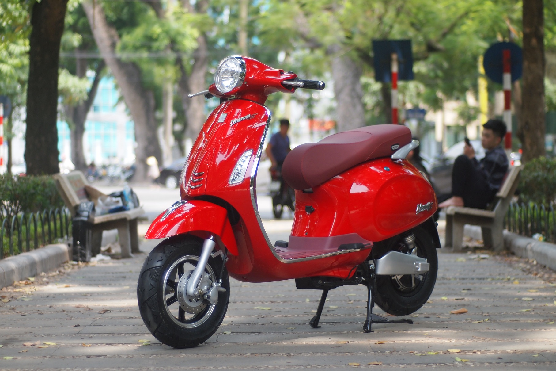 Vespa NapoliS đèn led