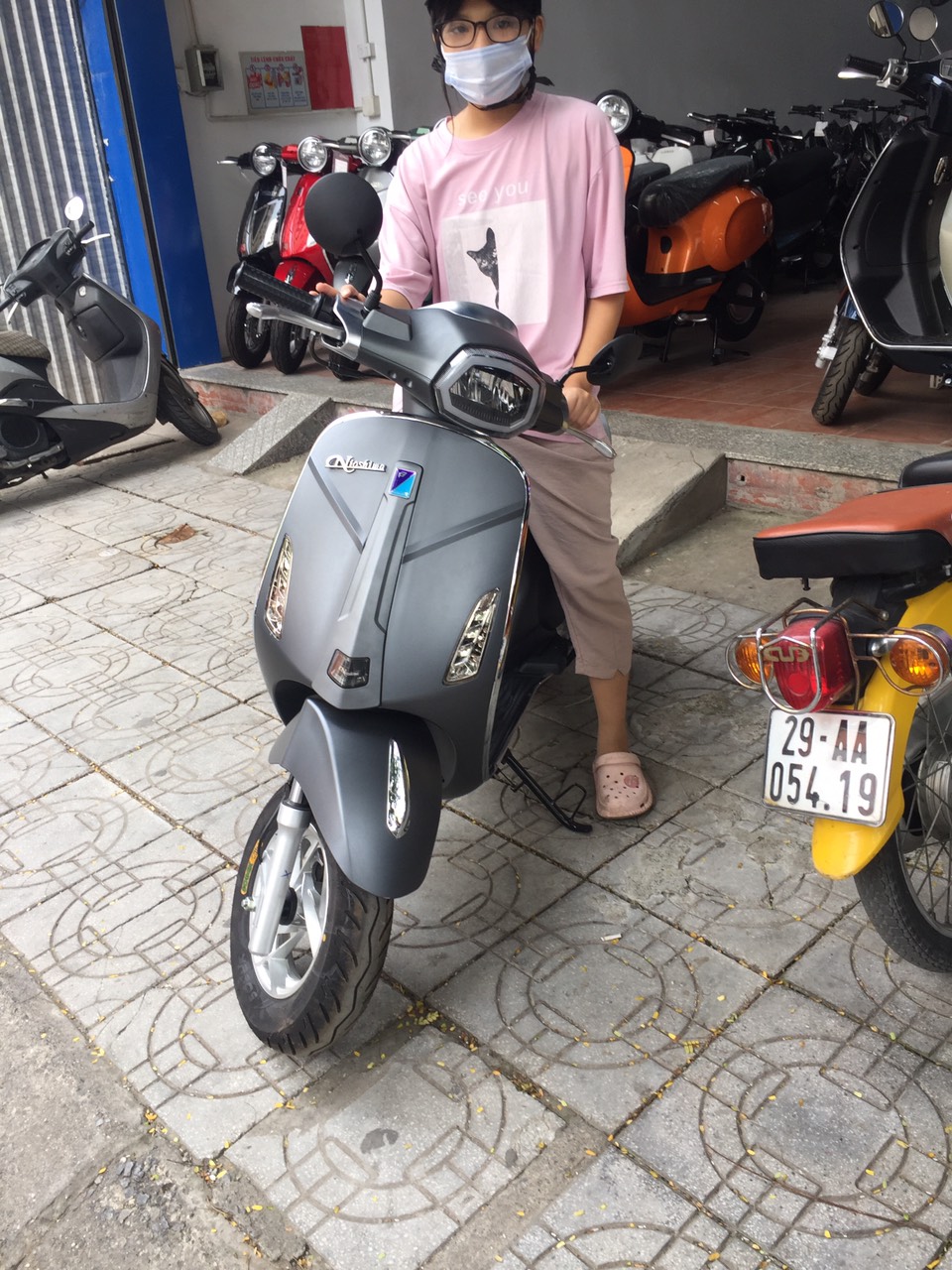 Xe Vespa Nioshima