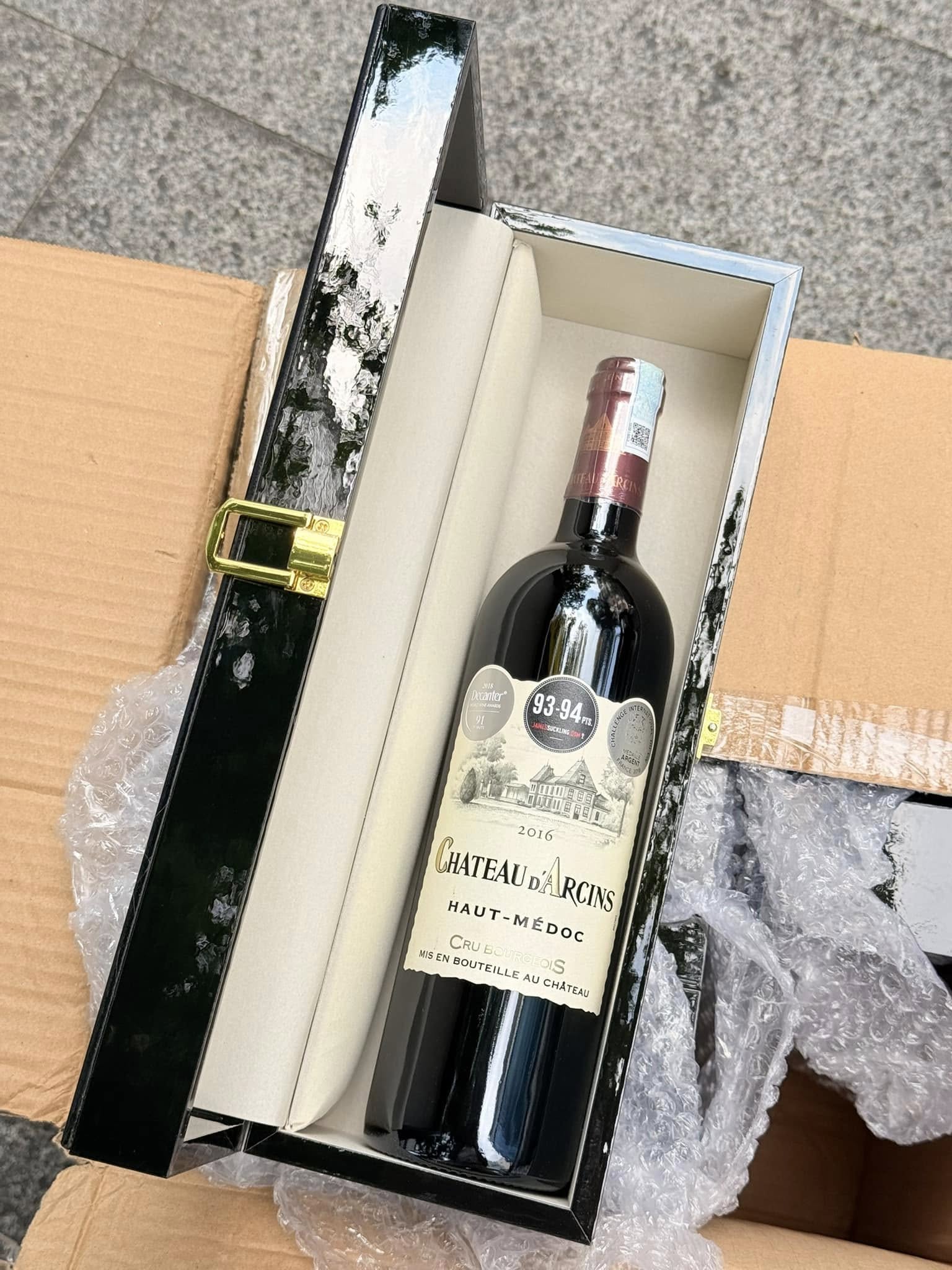 Sét hộp 1 chai rượu vang Pháp 2016