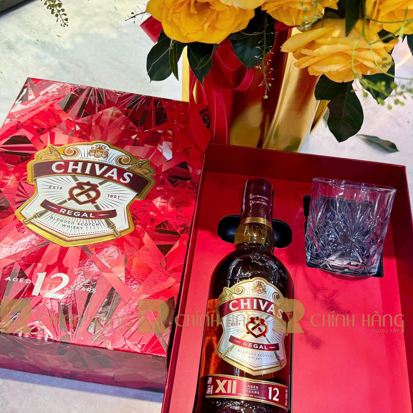Rượu Chivas 12 + Hộp quà chính hãng