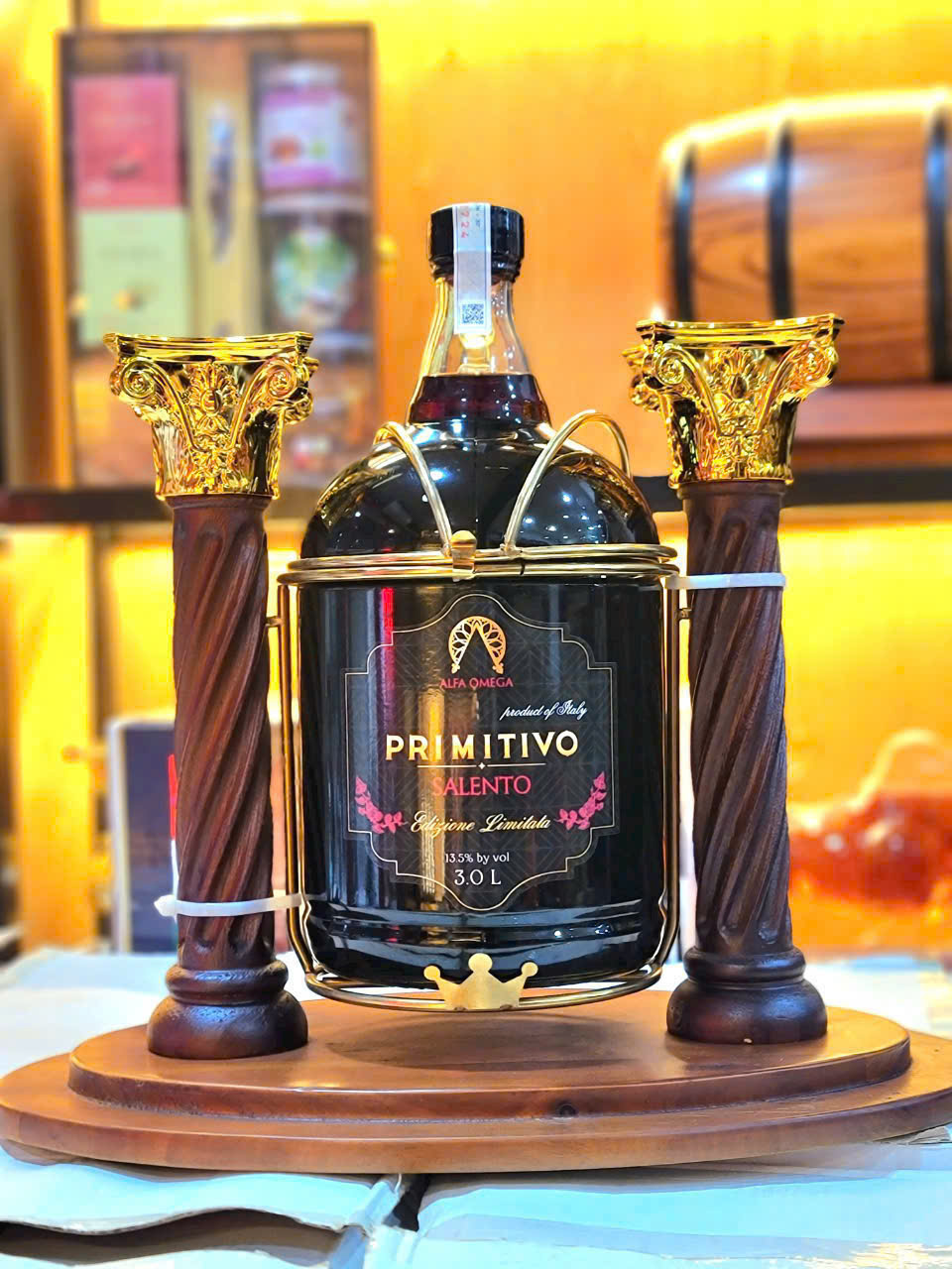 Rượu vang Primitivo Salento 3L + kệ gỗ