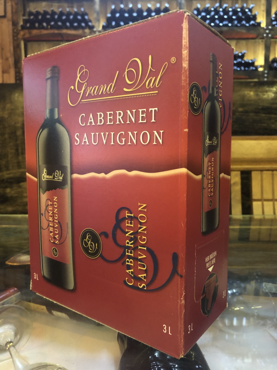 Rượu vang bịnh 3L Grand Val Cabernet Sauvignon .