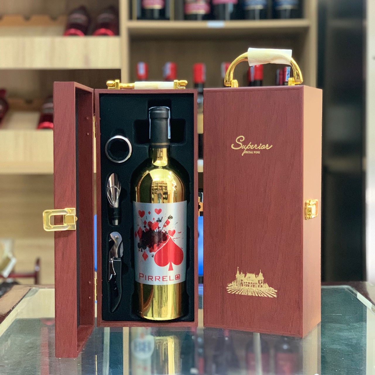 Hộp 1 chai rượu vang Ý Pirrelo Gold Limited Edition.