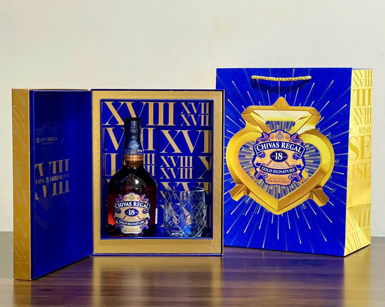 Chivas 18 Hộp quà tết