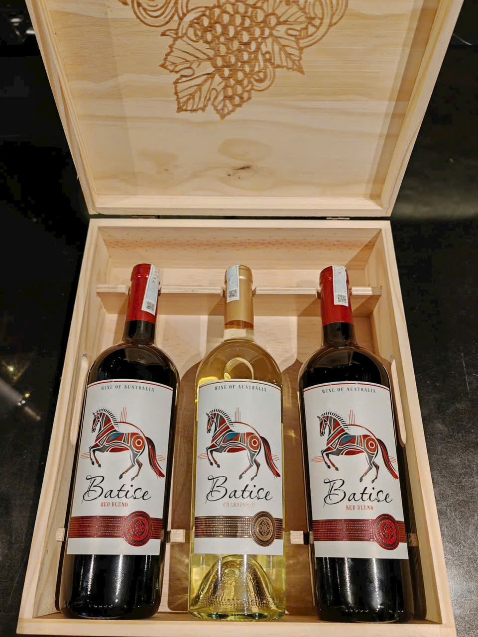 Rượu vang Batise Red Blend