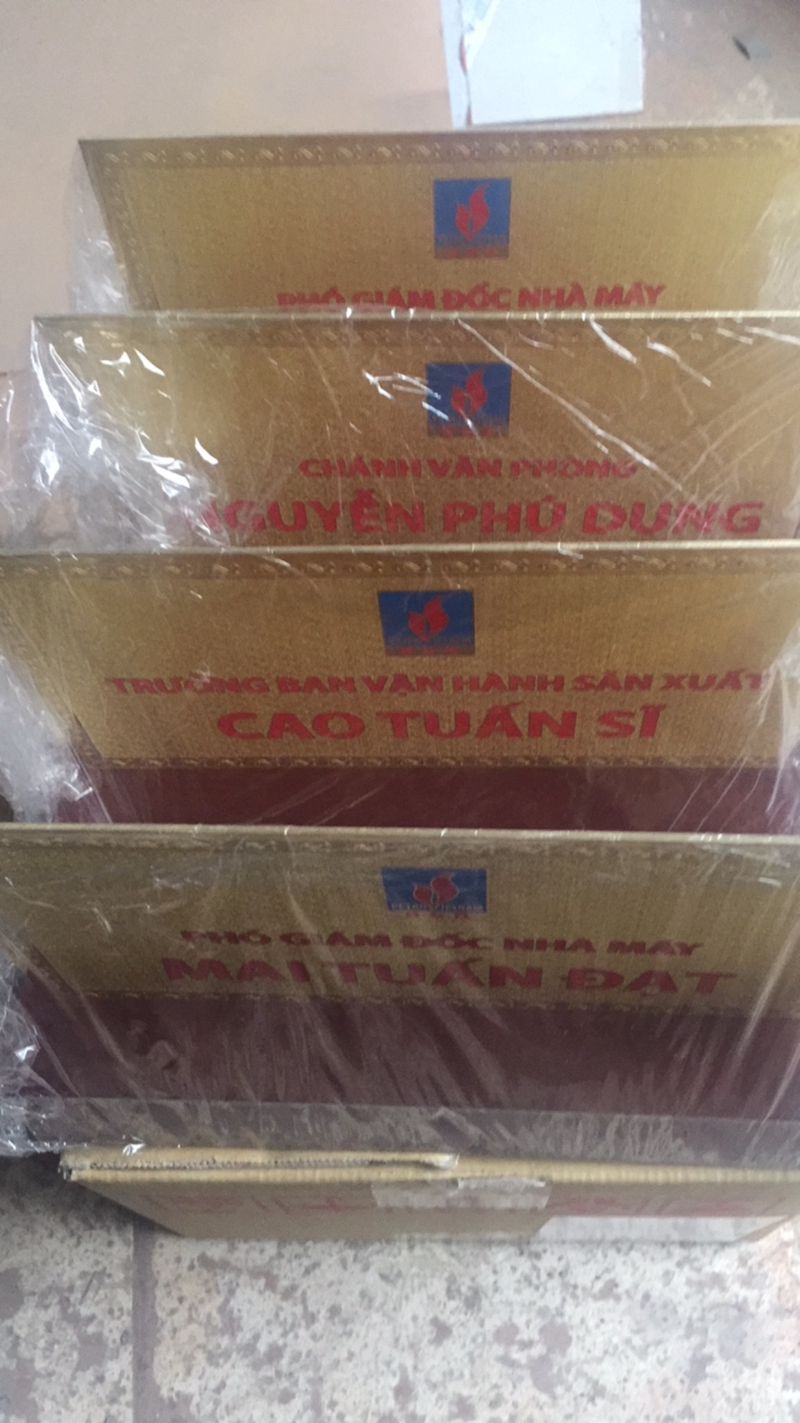 Biển chức danh Dầu Khí