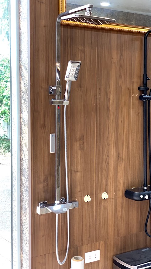 SC3321 - Sen cây nhiệt độ vuông đồng mạ crom bóng cao cấp