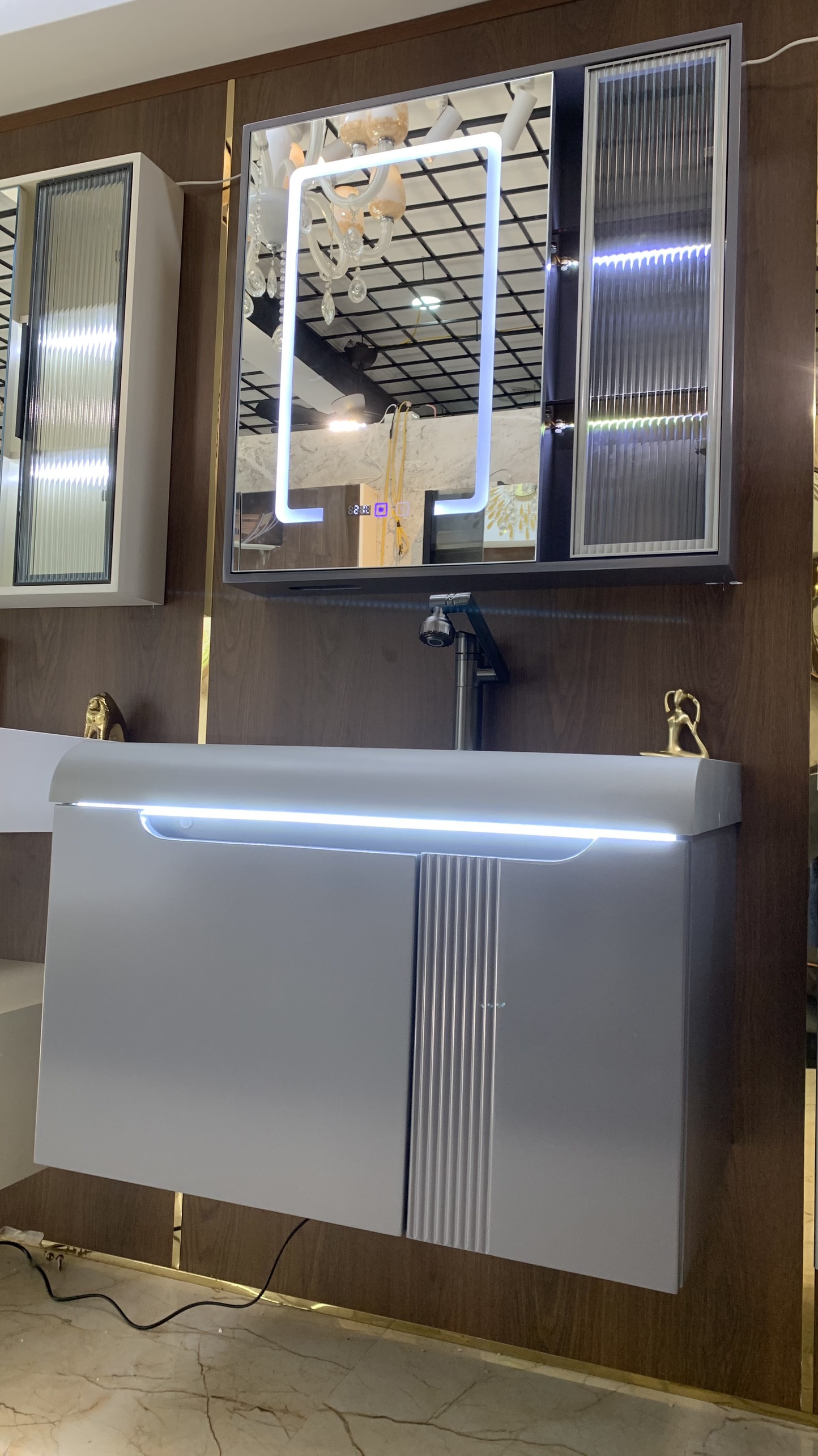 TC195 - Tủ chậu nhựa mặt chậu đá Thạch Anh liền khối màu ghi xám cao cấp