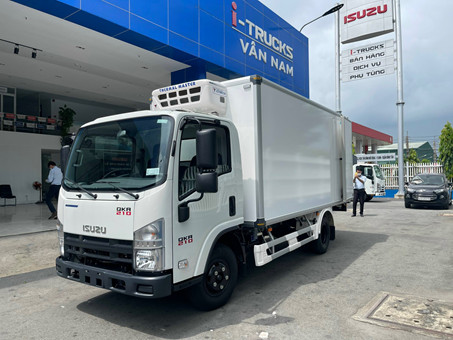 THAM KHẢO DÒNG XE TẢI ISUZU ĐÔNG LẠNH IVC QKR QMR210