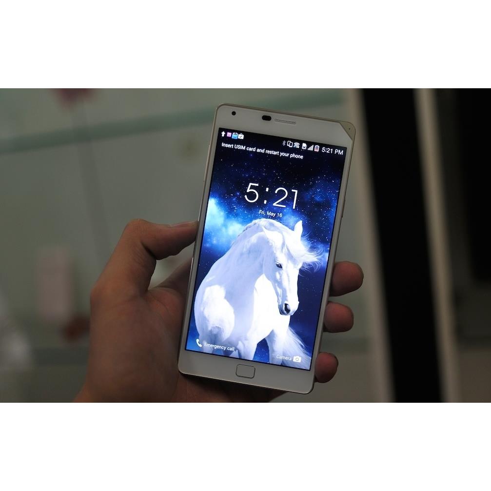 dich-vu-ep-kinh-thay-cam-ung-thay-man-hinh-sky-a910