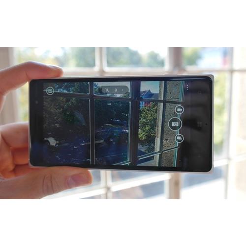 loi-camera-lumia-830