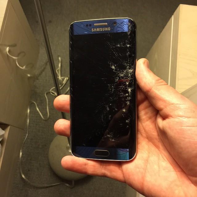 thay-man-hinh-samsung-galaxy-s6-edge