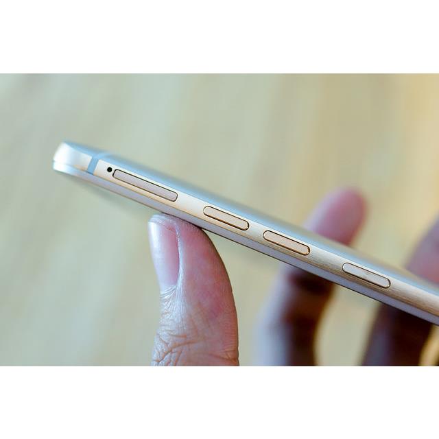 sua-nut-am-luong-htc-one-m9