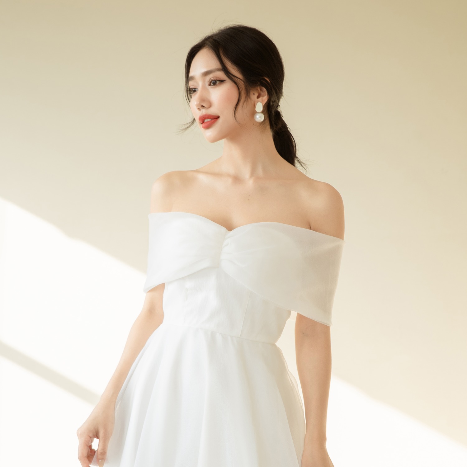 10 mẫu váy cưới đẹp, sang trọng giá chỉ dưới 900K
