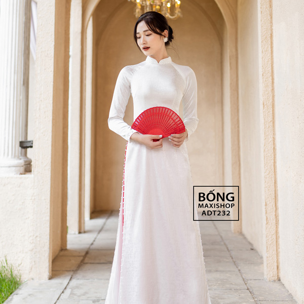 Xu hướng áo dài cô dâu 2023 giúp bạn rạng rỡ trong ngày trọng đại
