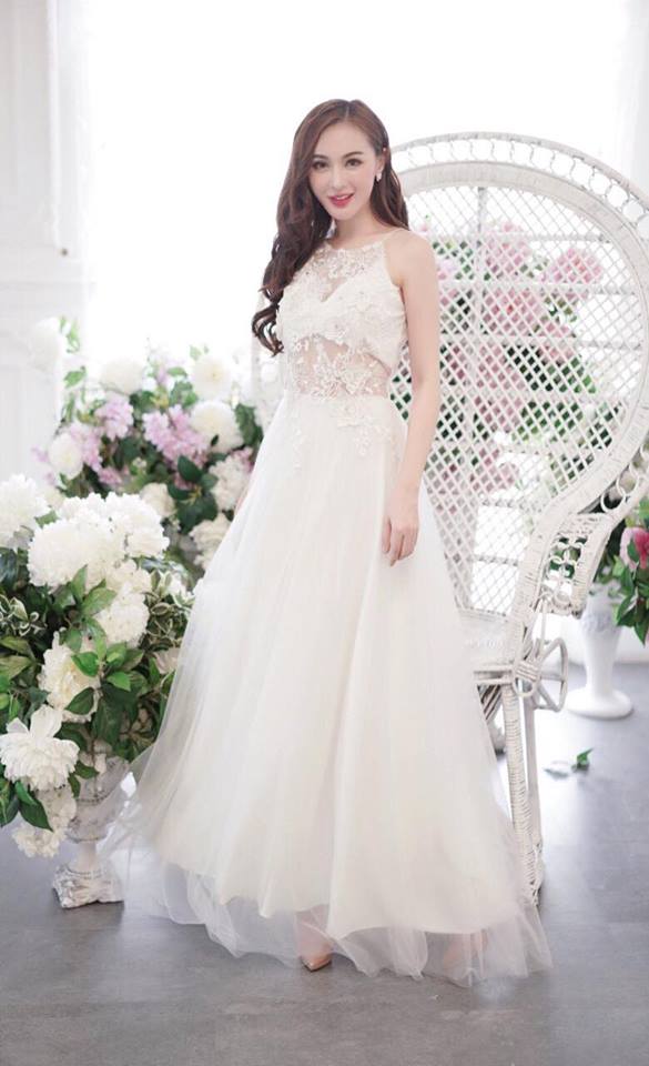 Bí quyết diện trang phục khoe đường cong cá tính