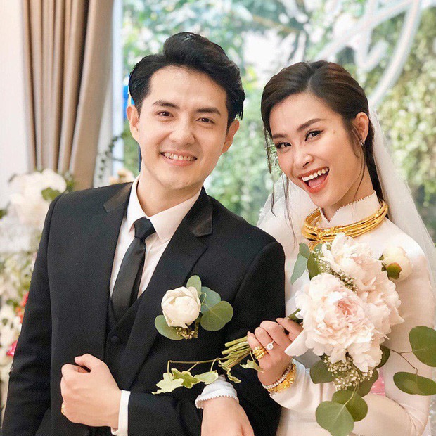 Những sao Việt hóa thân thành cô dâu mặc áo dài trắng tuyệt đẹp