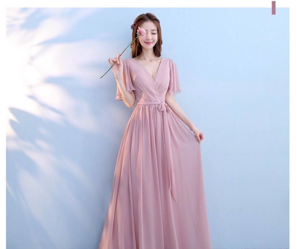 Mẹo diện trang phục che khuyết điểm đôi vai thô