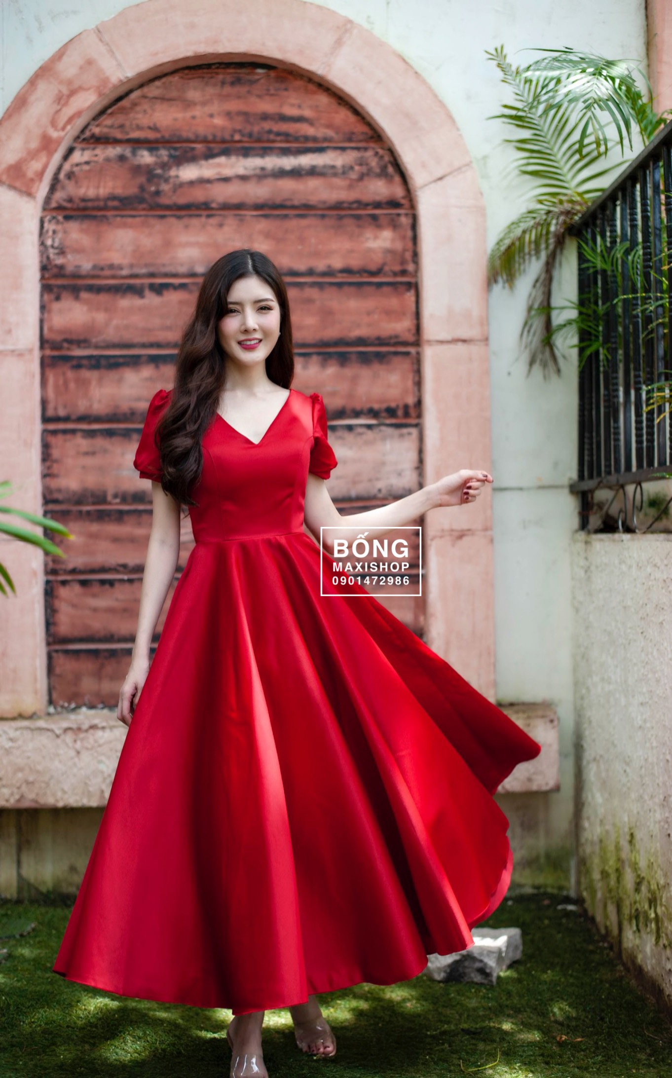 shop bán váy cưới đơn giản