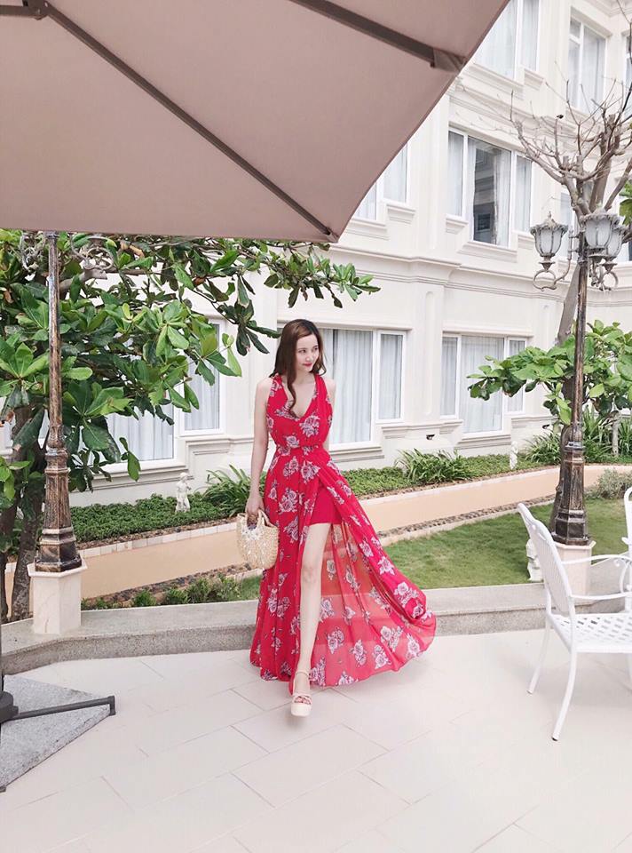 Đầm maxi đi biển chiffon ngắn tay bông hoa cổ điển  Dresses  Facebook  Marketplace  Facebook